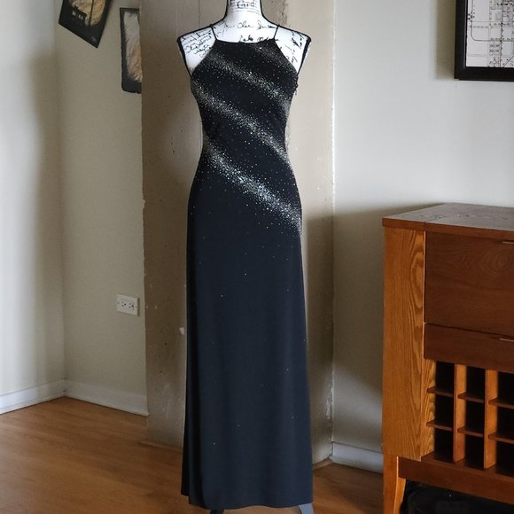 Black & Silver Beaded Full Length Sleeveless Halter Neck Special Occasion Dress - Picture 3 of 12
